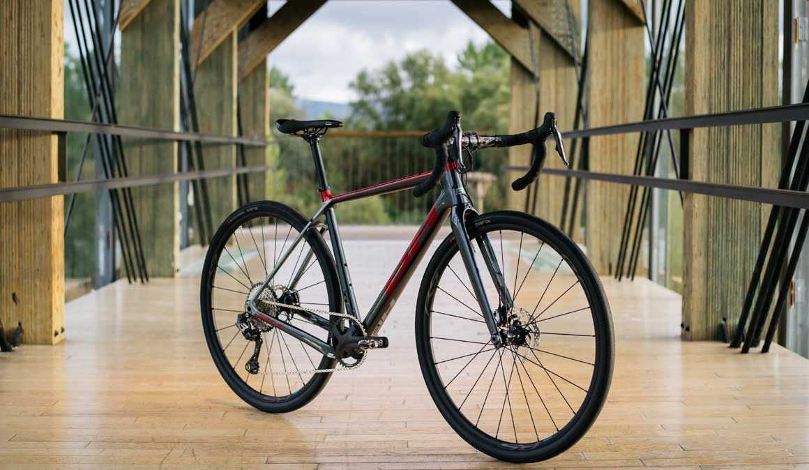 GravelX Carbon: la primera gravel de carbono de BH