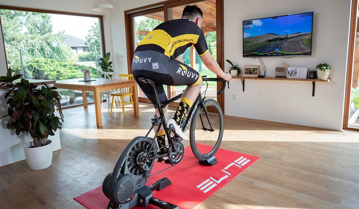 La Vuelta Virtual Grand 10 estrena su versión navideña en ROUVY