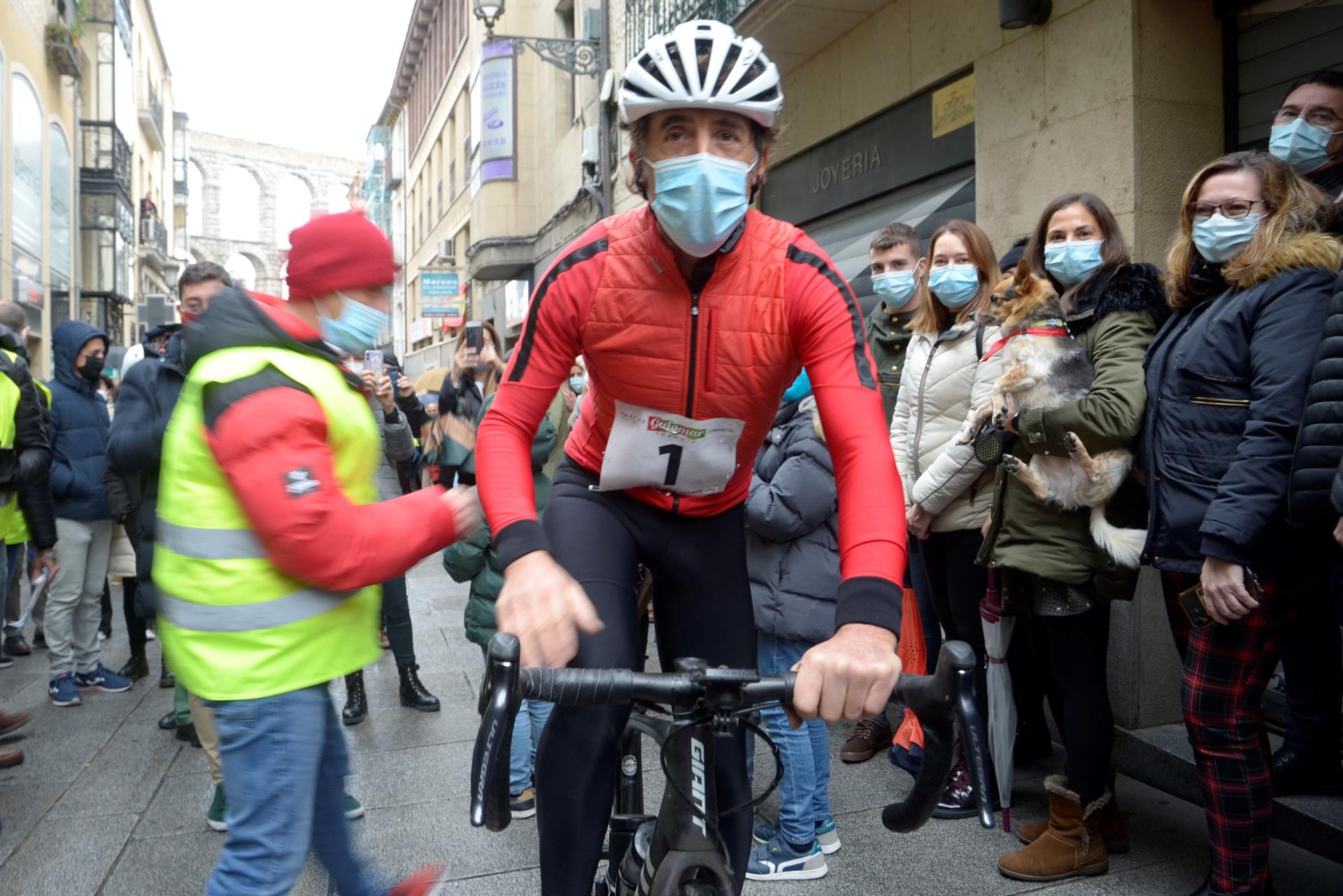 El ciclismo español entra en un año de transición con Enric Mas El ciclismo español entra en un año de transición con Enric Mas