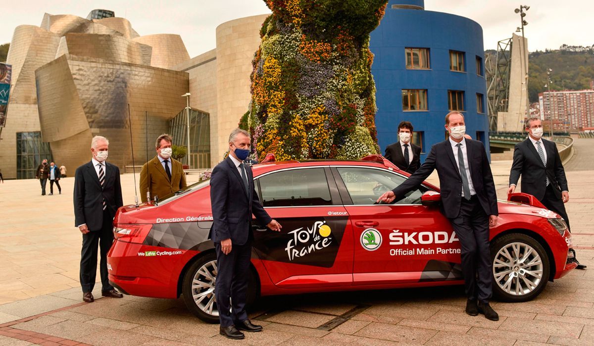 El director del Tour de Francia, Christian Prudhomme, y el lehendakari, Iñigo Urkullu, durante la presentación del pasado mes de marzo de la salida del Tour 2023