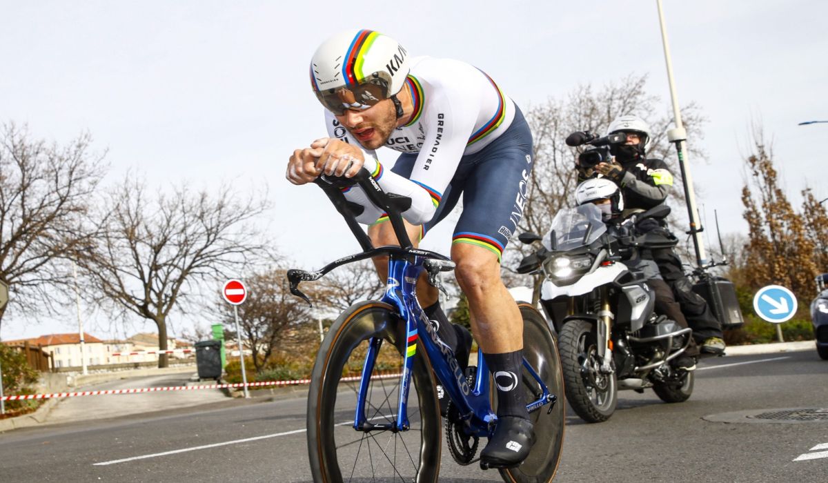 El italiano Filippo Ganna hizo buenos los pronósticos y se llevó la victoria