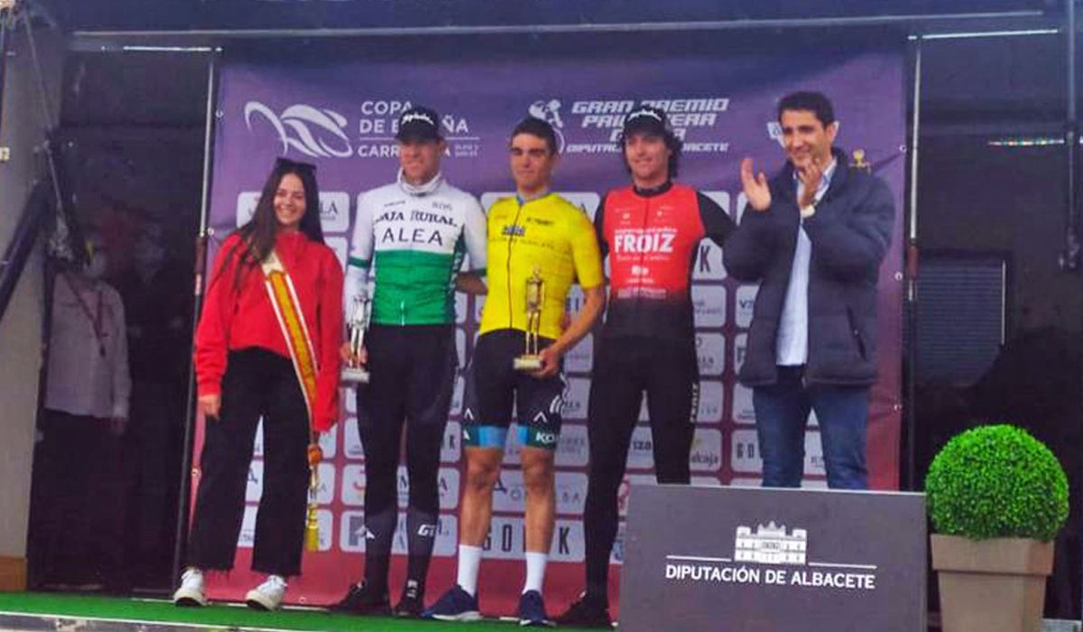 Podio del G. P. Ciclista Primavera