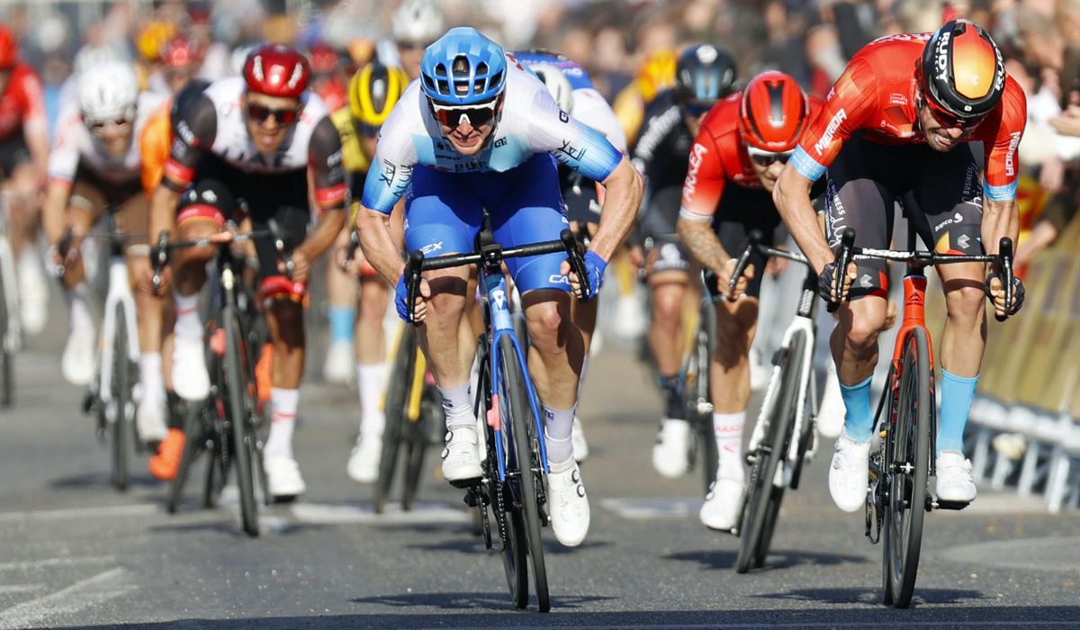 Kaden Groves gana la 2ª etapa de la Volta a Catalunya