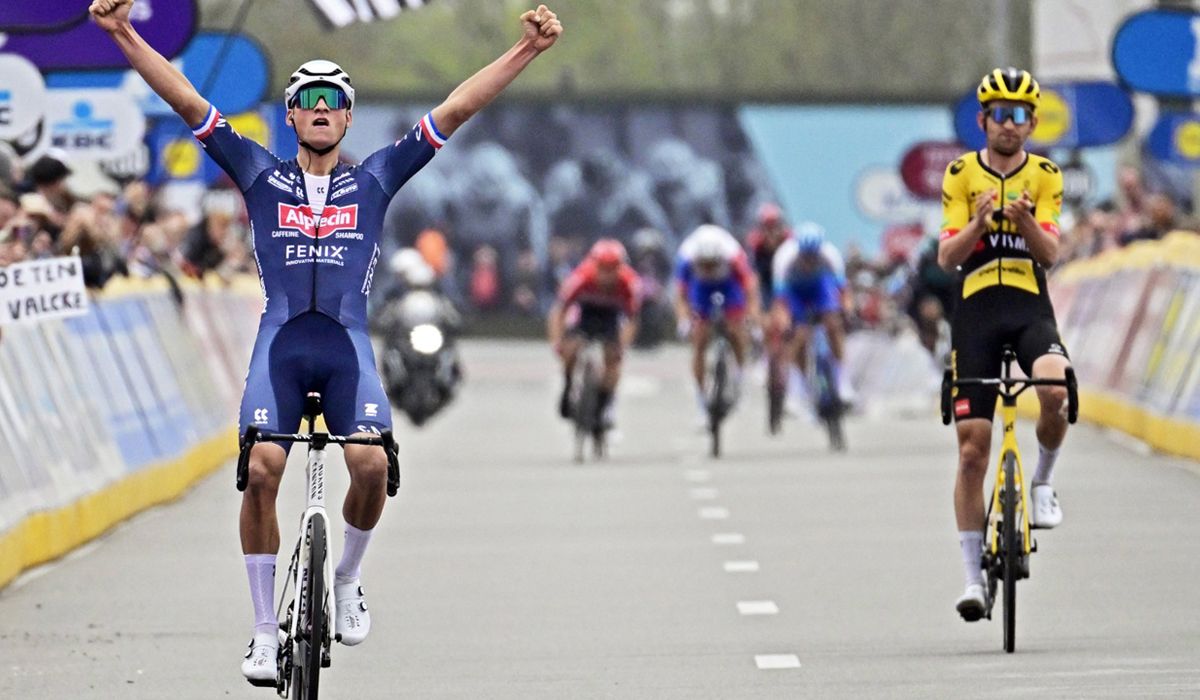 Mathieu Van der Poel vuelve a su mejor nivel y repite victoria en A Través de Flandes
