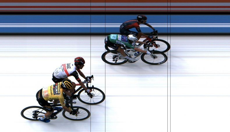 Un final de foto finish Un final de foto finish