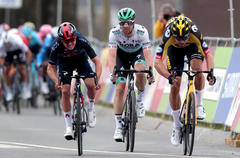 Van Aert se impuso a Pidcock en la pasada edición en un ajustadísimo final Van Aert se impuso a Pidcock en la pasada edición en un ajustadísimo final