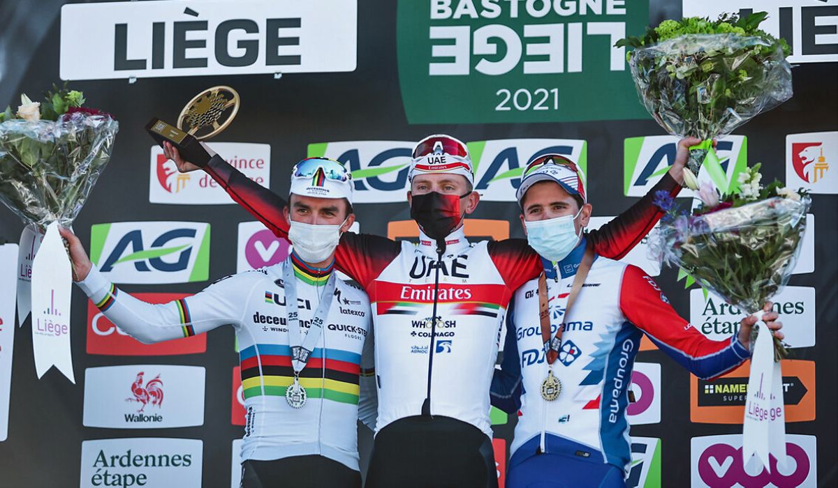 Podio de la Lieja 2021, con Pogacar, Alaphilippe y Gaudu
