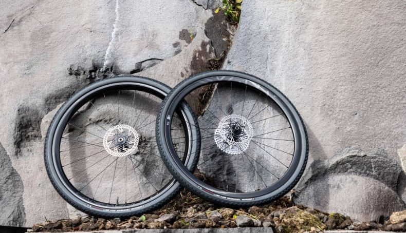 Las ruedas perfectas para combinar con el grupo para gravel de Campagnolo, el Ekar