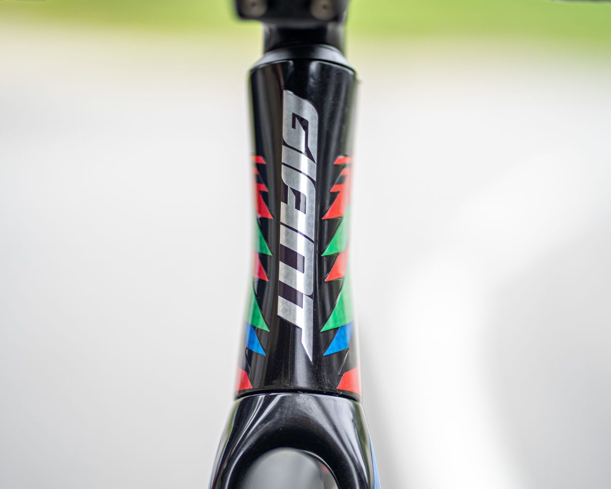 Kristian Propel Giant Feed 4 Kristian Propel Giant Feed 4