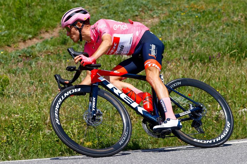 Juanpe Lopez sigue liderando el Giro Juanpe Lopez sigue liderando el Giro