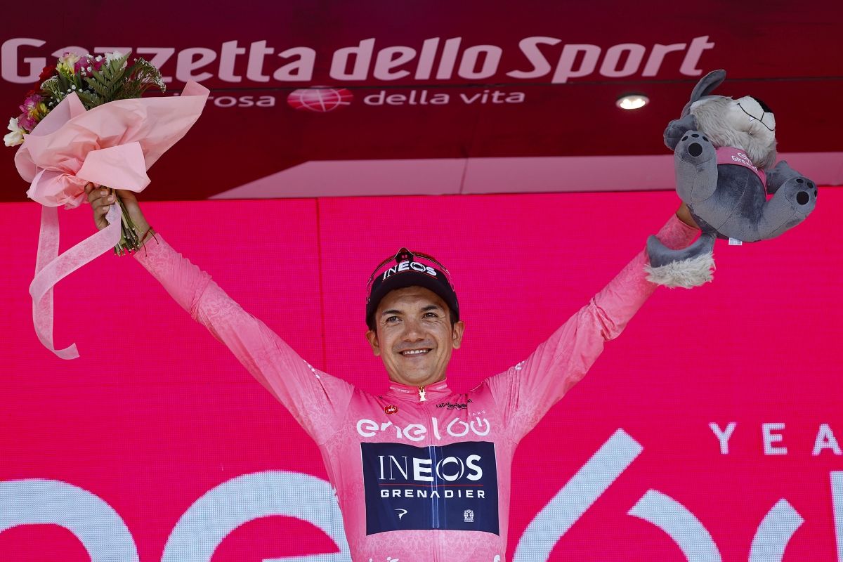 Carapaz se mostró cauto tras hacerse con el liderato del Giro de Italia 2022.