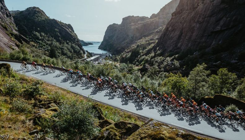 El Tour de Noruega trae cada año preciosos paisajes. El Tour de Noruega trae cada año preciosos paisajes.