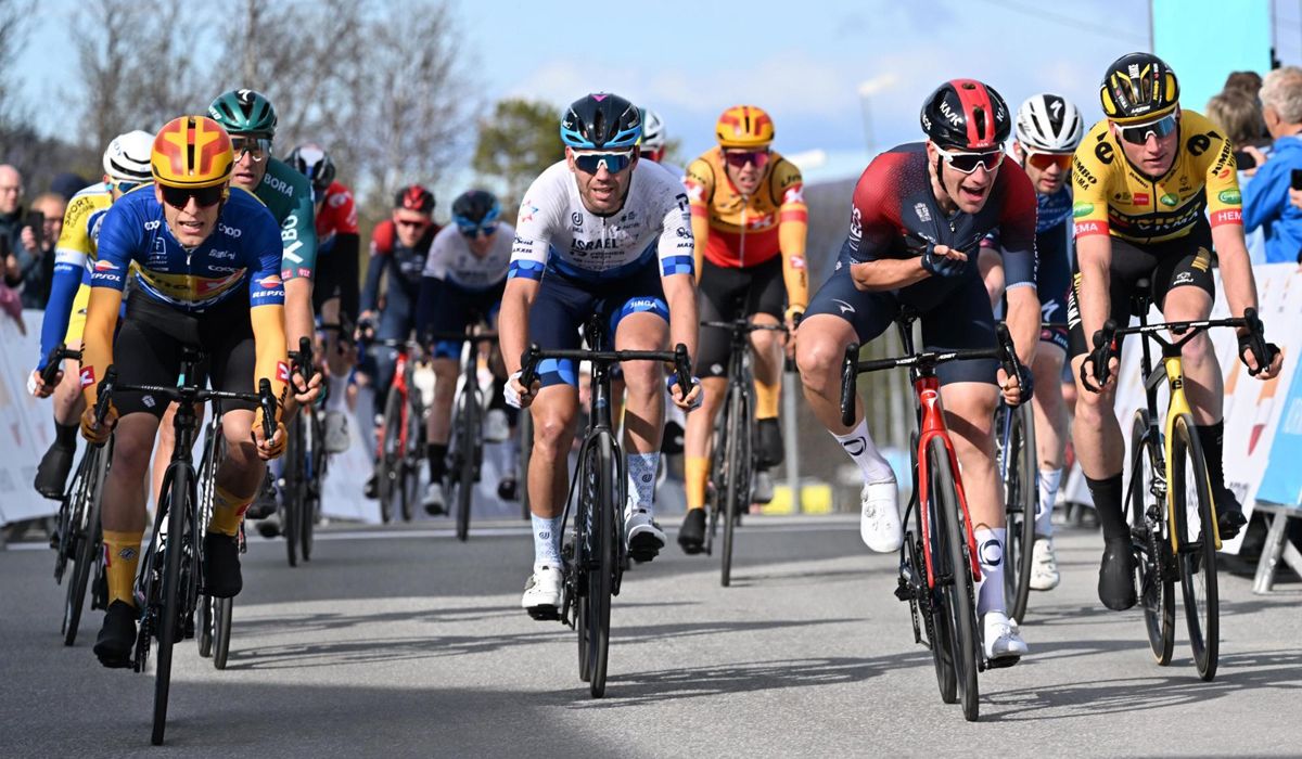 Ethan Hayter se lleva la segunda etapa del Tour de Noruega