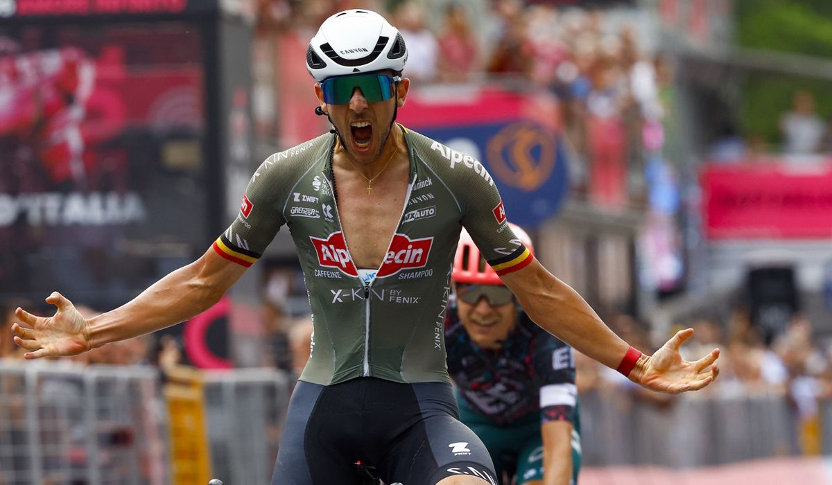 La fuga sorprende a los velocistas y Dries De Bondt gana en Treviso. Foto Roberto Bettini Sprint Cycling Agency