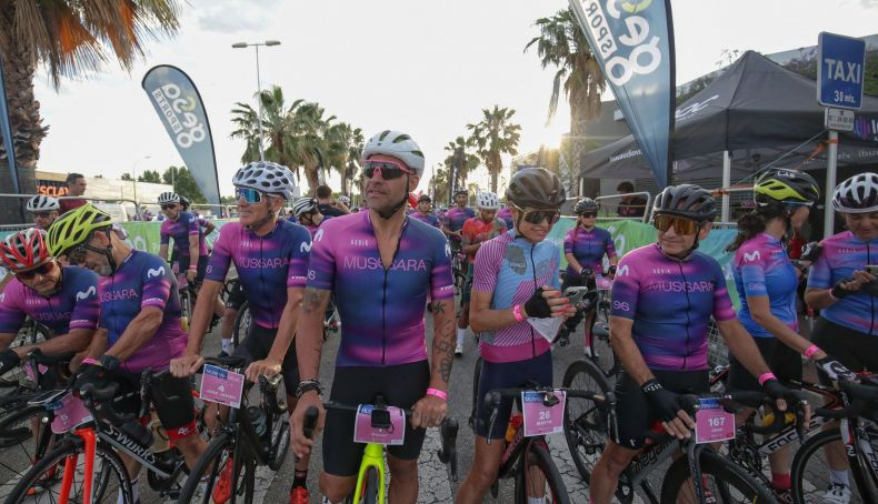 Los ciclistas han podido disfrutar de una climatología envidiable. Los ciclistas han podido disfrutar de una climatología envidiable.