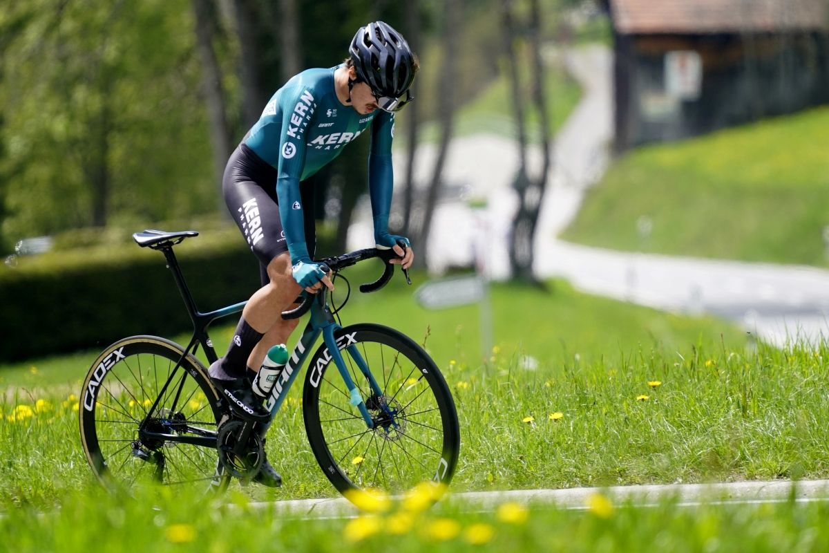 Urko Berrade fue el que sufrió las lesiones más severas en el Giro dell' Appennino 