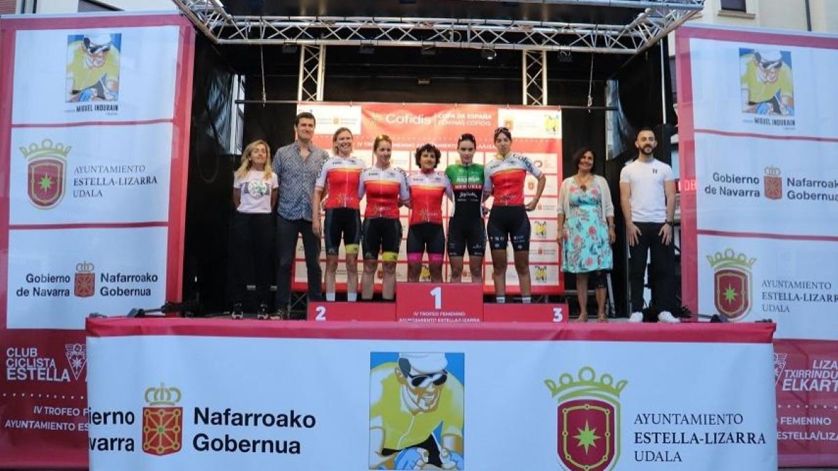 Foto de las ganadoras de la prueba en sus distintas categorías.