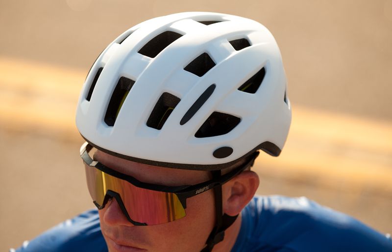 GIANT HELMET ROAD SR 033 GIANT HELMET ROAD SR 033