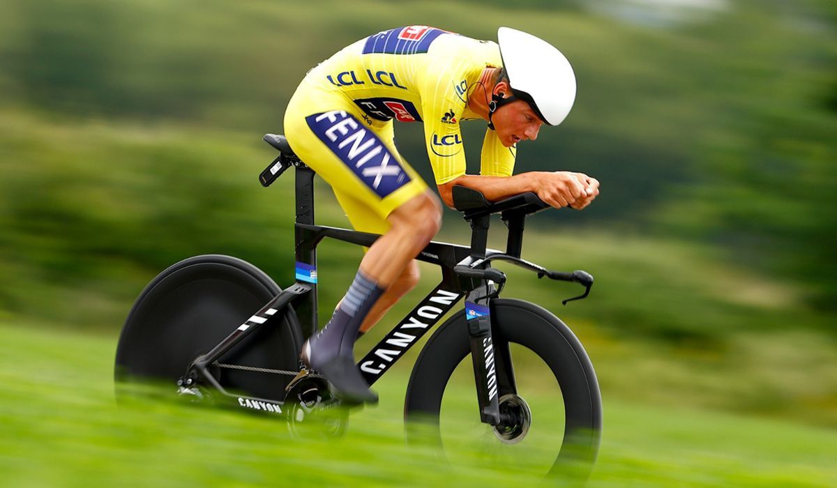 Van der Poel en una crono durante el Tour de Francia de 2021.