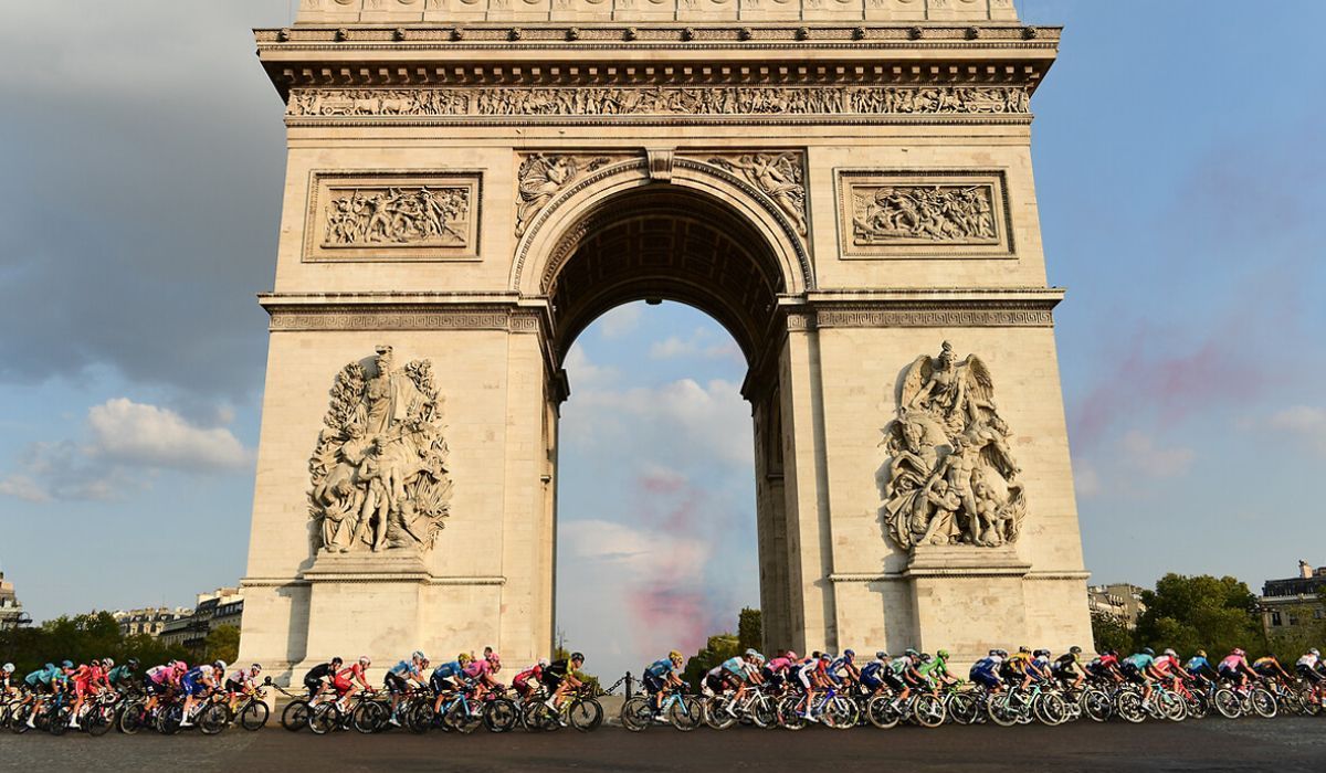 Imagen de la última etapa del Tour 2020, en París.