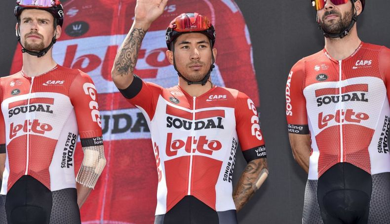 Ewan durante una presentación en el Giro de Italia. Ewan durante una presentación en el Giro de Italia.