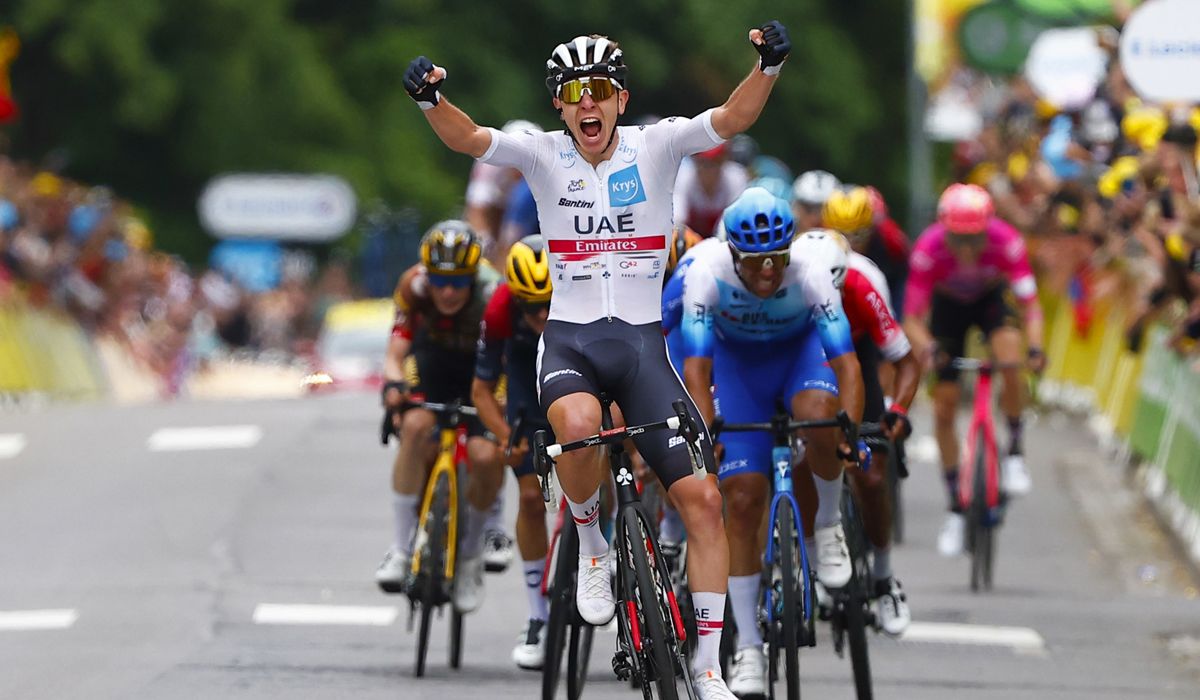 Victoria y liderato para Tadej Pogacar. Foto Luca Bettini (Sprint Cycling Agency) 
