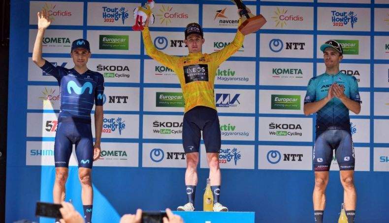 Dunbar en el podio del Tour de Hungría.