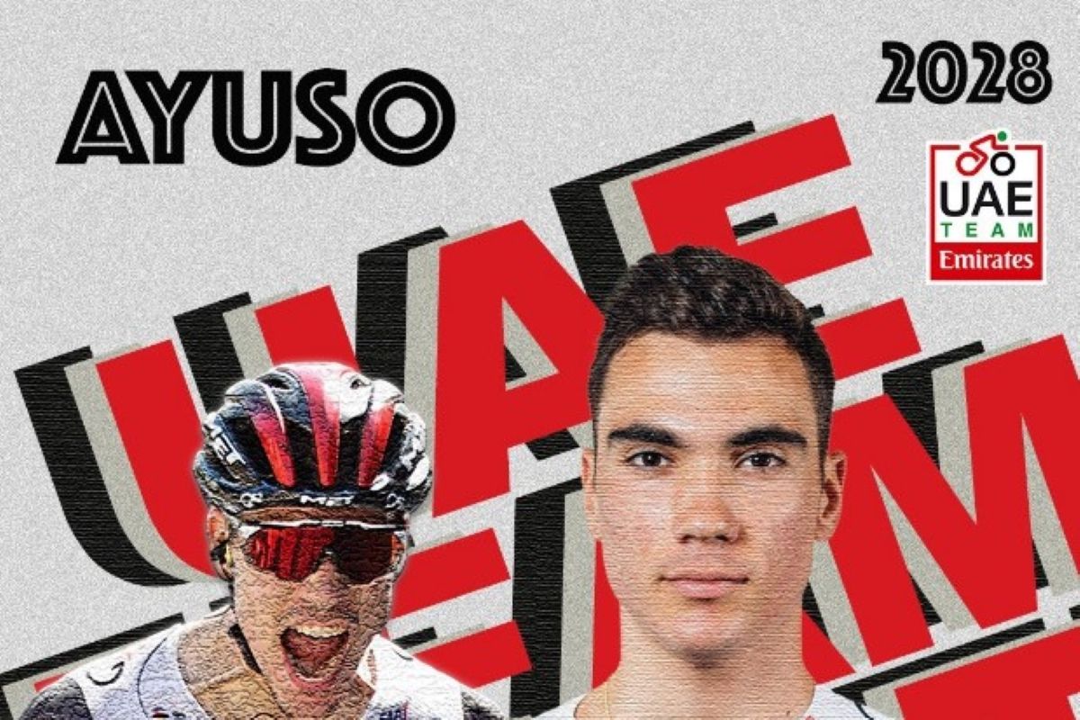 Anuncio de Juan Ayuso en su renovación con el UAE.