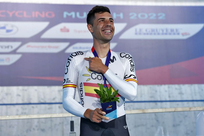 Sebastián Mora, en el podio. Foto Luca Bettini Sprint Cycling Agency Sebastián Mora, en el podio. Foto Luca Bettini Sprint Cycling Agency
