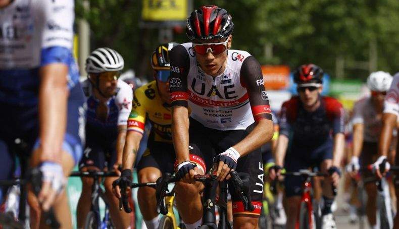 juan ayuso en una imagen del pasado criterium du dauphine