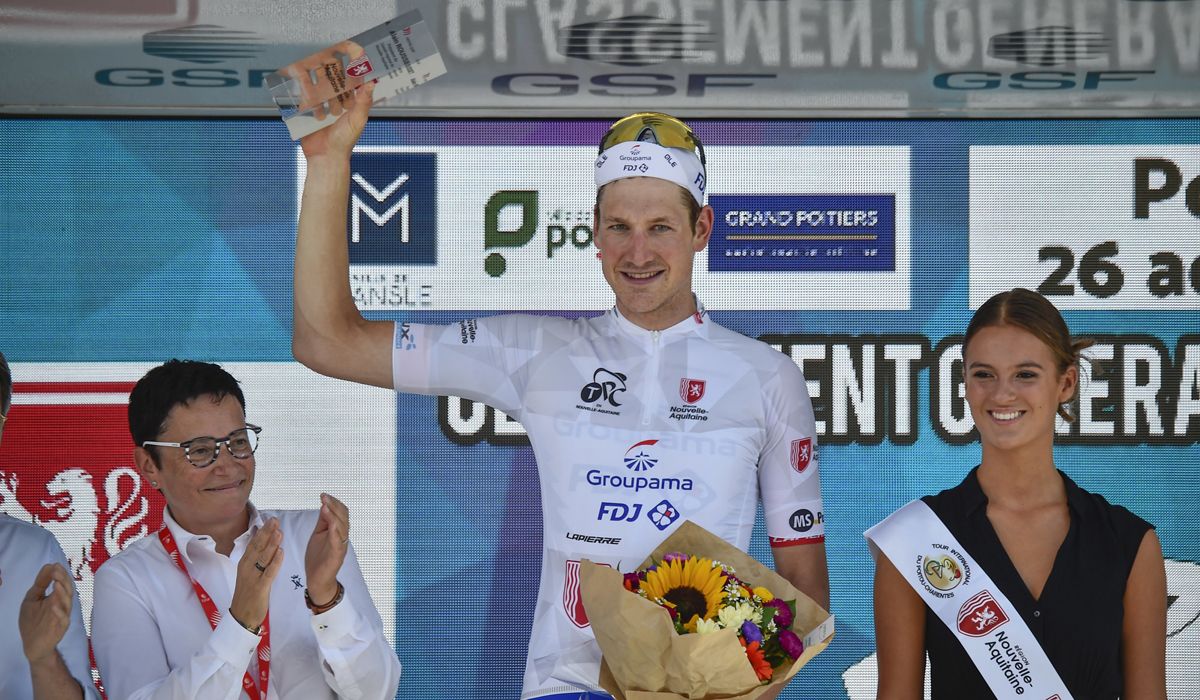 Stefan Küng gana el Tour Poitou Charentes