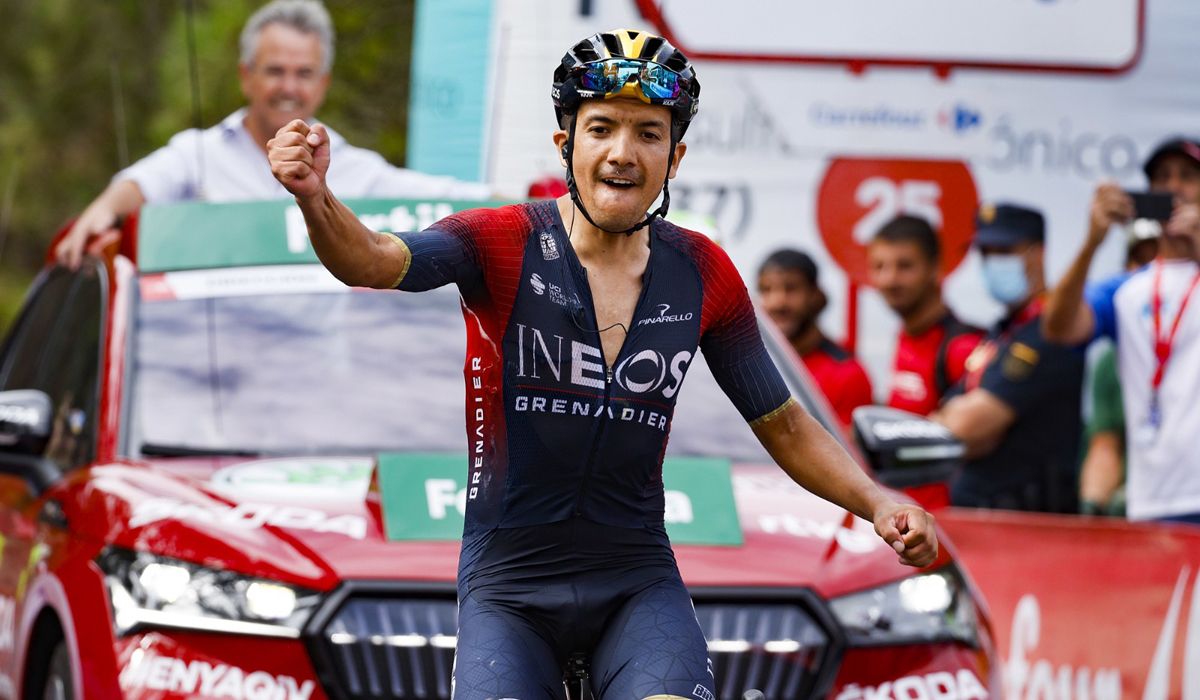 Carapaz resurge en Peñas Blancas. Foto Luis Ángel Gómez (Sprint Cycling Agency)