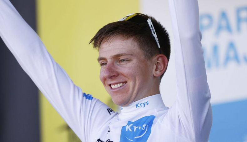 Tadej Pogacar se llevó el maillot del mejor joven de la Grande Boucle. Tadej Pogacar se llevó el maillot del mejor joven de la Grande Boucle.