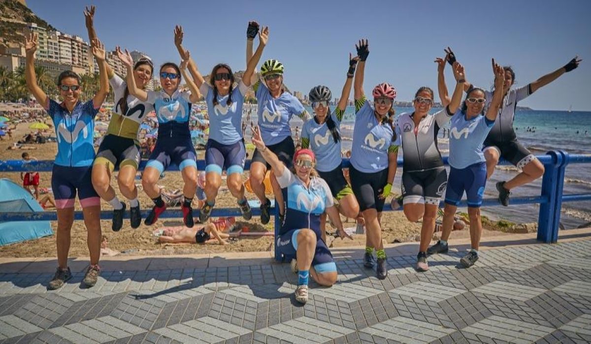Varias participantes de la quedada organizado por Women In Bike. 