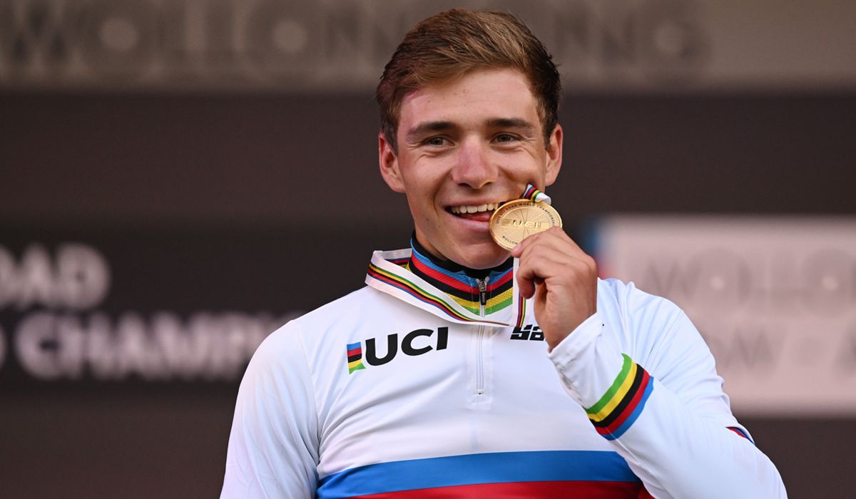 Evenepoel estrenará el maillot arcoíris el 4 de octubre en la Binche Chimay Binche