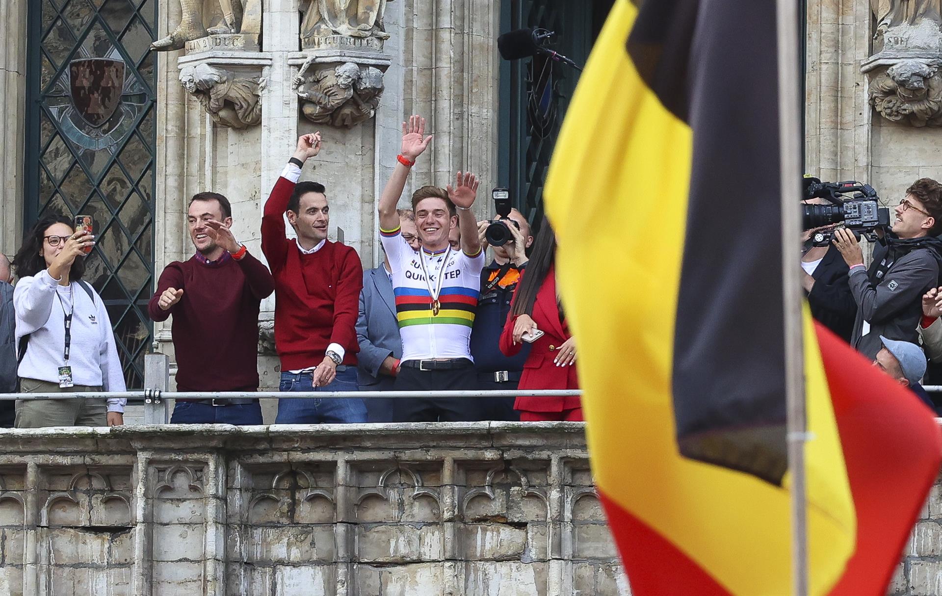 Bélgica homenajea a su nuevo mito del ciclismo.