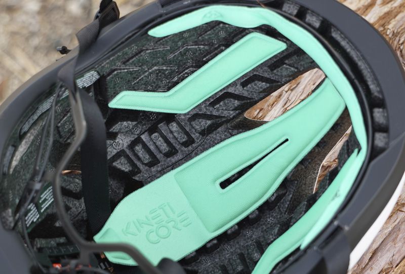 Casco Lazer Vento KinetiCore (5) Casco Lazer Vento KinetiCore (5)