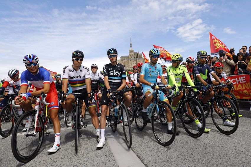 Solo se permitirán ocho ciclistas por equipo en las grandes vueltas