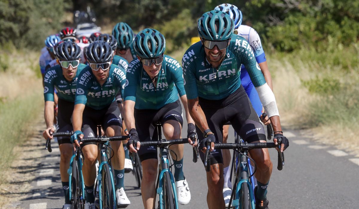 Continuidad y juventud, líneas maestras del Equipo Kern Pharma en 2023