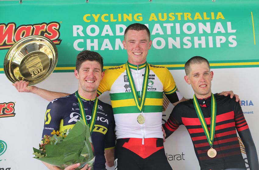 Breves: Dennis repite título como campeón de Australia de contrarreloj, Thurau se va a Kuwait…