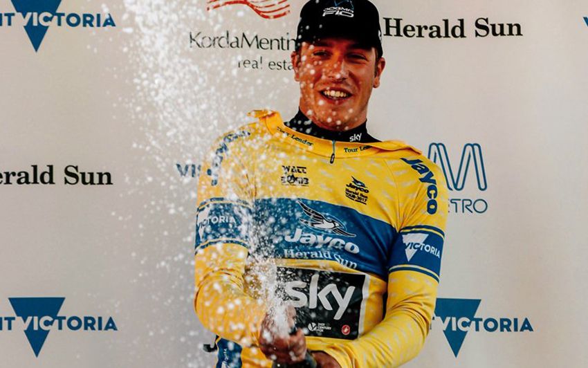 Breves: Van Poppel se impone en el prólogo del Herald Sun Tour, Lizarralde seis semanas de baja...