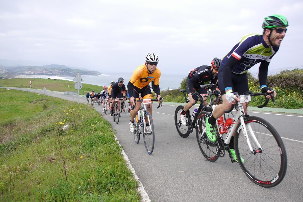 Marcha cicloturista Desafío Óscar Freire