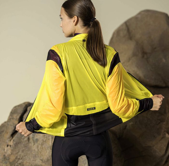 Chaqueta ligera impermeable pluvia citronel gobik 4