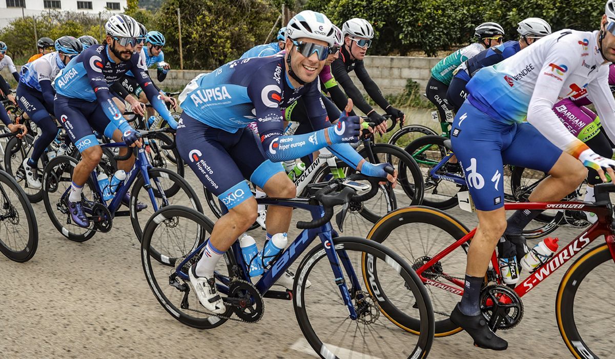 Pablo Alonso en una imagen de esta temporada. Foto Luis Ángel Gómez (Sprint Cycling Agency).