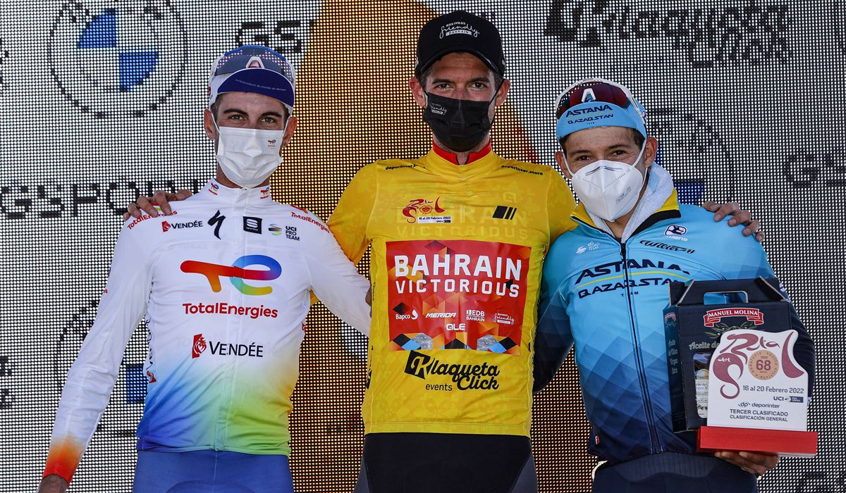 Podio de la Vuelta a Andalucía 2022, que conquistó Wout Poels