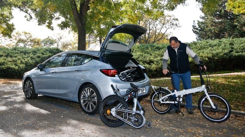 ¿Qué bicicletas entran en el maletero de un coche?
