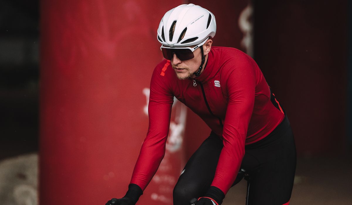Sportful completa su serie de chaquetas Fiandre para ciclismo