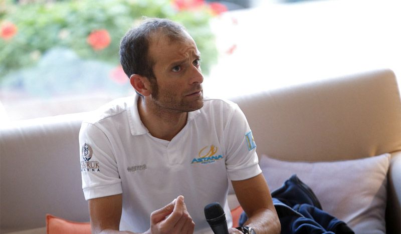 Homenaje: entrevistas con Scarponi