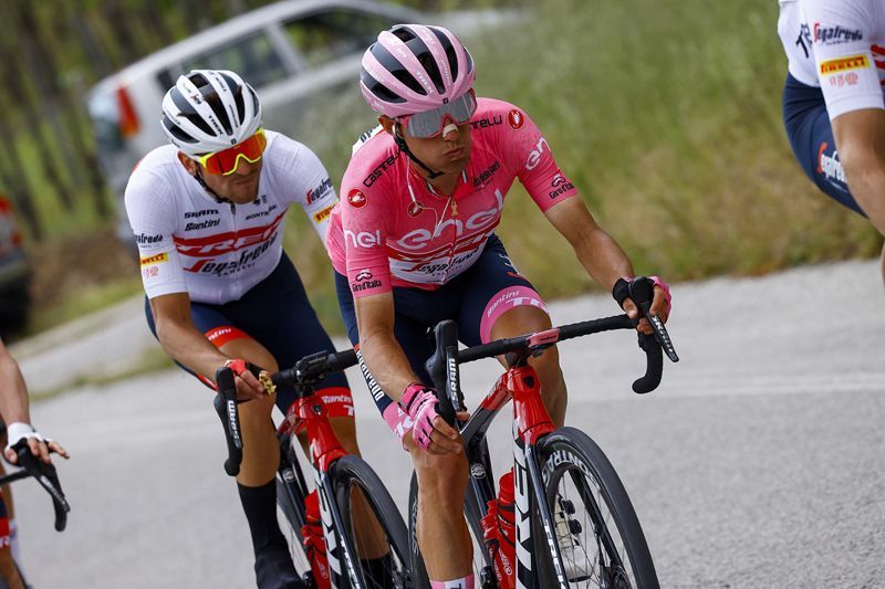 Vestir de rosa en el Giro es un recuerdo de por vida.