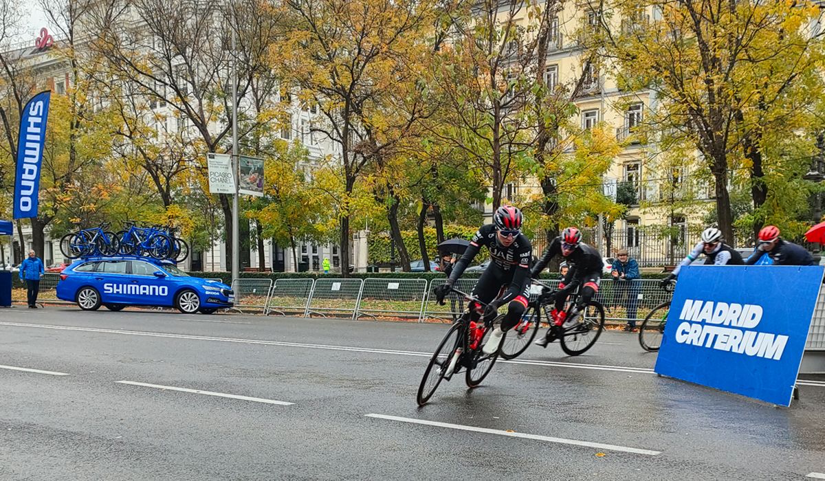 El Madrid Criterium cierra 105 días de asistencia técnica de los coches neutros Shimano